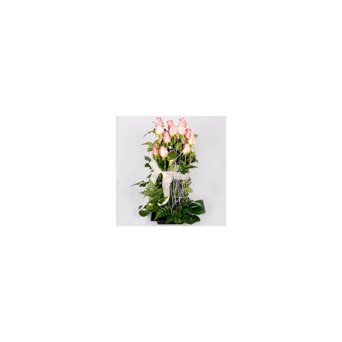 COMPOSICIîN DE ROSAS RESURGIR